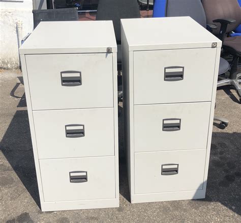 steel 3 drawer file cabinet